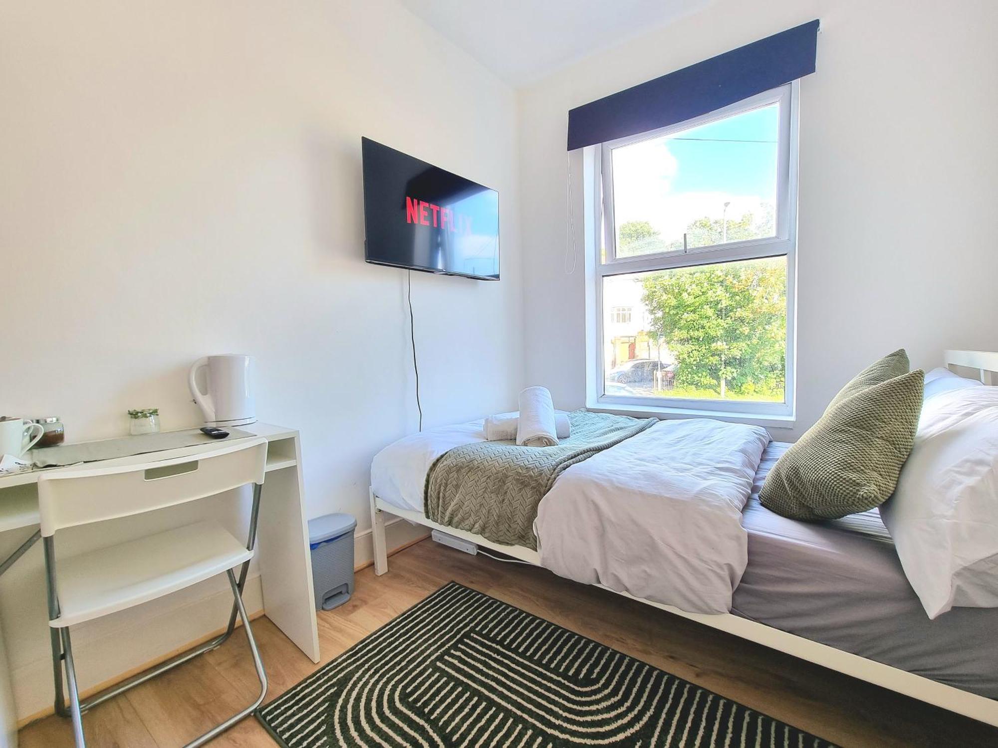Easy Rooms, London Luton Airport -24 Hour Check-In Esterno foto